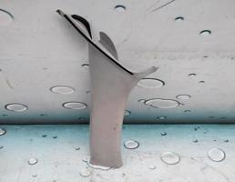 накладка стойки передней левой верх для Mazda 3 BK (2002-2009)  запчасти бу