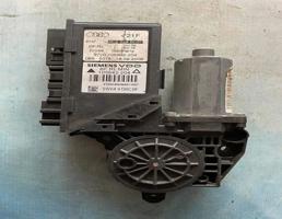 Моторчик стеклоподъемника передний левый для Audi A4 / B6 (2000-2004)  запчасти бу