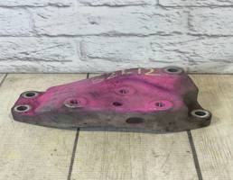 Кронштейн кпп для VW Tiguan 1 рест (2011-2016)  запчасти бу