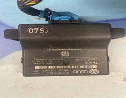 Диагностический интерфейс шин данных для VW Passat B6 (2005-2010)  запчасти бу