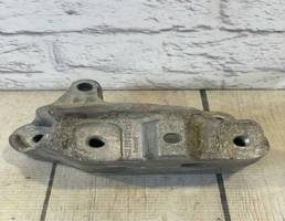 Кронштейн КПП левый для VW Golf VII (2012-2017)  запчасти бу