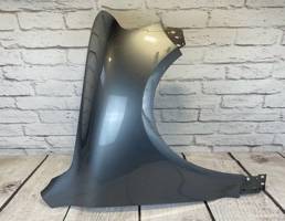 Крыло переднее правое для VW Touareg 1 (2002-2007)  запчасти бу