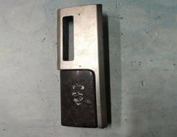 Накладка декоративная на торпедо для VW Touareg 1 (2002-2007)  запчасти бу