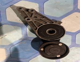 Ролик натяжителя ремня для Audi A4 / B5 (1994-2001)  запчасти бу