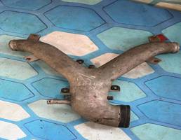 Патрубок воздуховод ДВС для Audi A6 / C5 (1997-2004)  запчасти бу