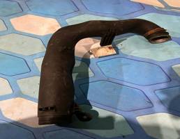 Патрубок воздуховод ДВС для VW Passat B6 (2005-2010)  запчасти бу