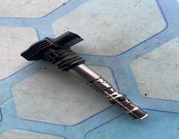 Катушка зажигания  для Audi A4 / B7 (2005-2007)  запчасти бу