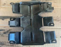 Маслоотражатель для Audi A4 / B7 (2005-2007)  запчасти бу