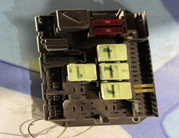 Блок предохранителей  для Land Rover Range Rover III L322 (2005-2010)  запчасти бу