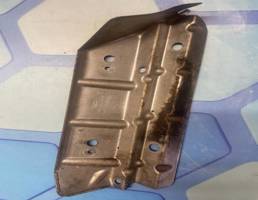 Экран тепловой для Audi A3 / 8P1 (2003-2013)  запчасти бу