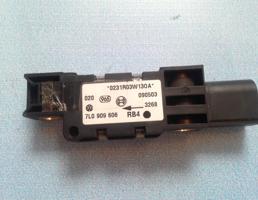 Датчик AIR BAG для VW Touareg 1 (2002-2007)  запчасти бу