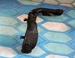 Патрубок интеркулера для Audi A4 / B6 (2000-2004)  запчасти бу