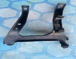 Кронштейн для VW Golf V (2003-2009)  запчасти бу