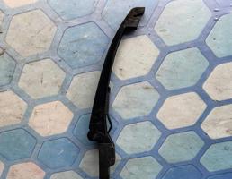 Поводок стеклоочистителя заднего для Audi A6 / C5 (1997-2004)  запчасти бу