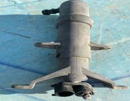 Форсунка омывателя фары  для VW Touareg 1 (2002-2007)  запчасти бу