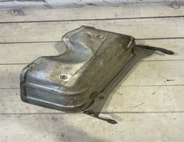 Экран тепловой для VW Touareg 1 (2002-2007)  запчасти бу