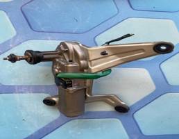 Моторчик стеклоочистителя задний для Hyundai Santa Fe (2000-2012)  запчасти бу