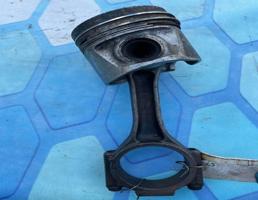 Поршень в сборе с шатуном для VW Passat B6 (2005-2010)  запчасти бу