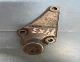 Кронштейн двигателя для Audi A6 / C5 (1997-2004)  запчасти бу