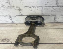 Поршень в сборе с шатуном для Audi A4 / B6 (2000-2004)  запчасти бу