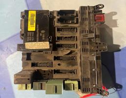 Блок предохранителей  для Land Rover Range Rover III L322 (2005-2010)  запчасти бу