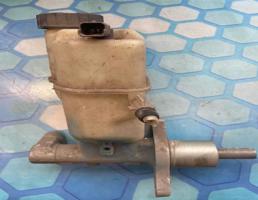 Главный тормозной цилиндр для Peugeot 407 (2004-2010)  запчасти бу