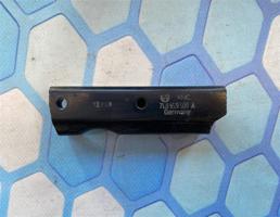 Кронштейн (сопут. товар) для VW Touareg 1 (2002-2007)  запчасти бу