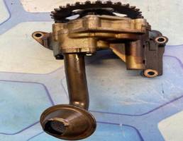 Масляный насос для Skoda Octavia / A5 1Z / (2004-2013)  запчасти бу