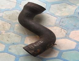 Патрубок интеркулера для Audi A4 / B6 (2000-2004)  запчасти бу