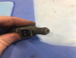 Форсунка топливная бензиновая для Audi A6 / C5 (1997-2004)  запчасти бу