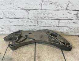 Кронштейн опоры двигателя для VW Passat CC (2008-)  запчасти бу