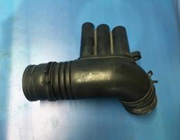 Патрубок воздуховод ДВС для VW Golf VII (2012-2017)  запчасти бу