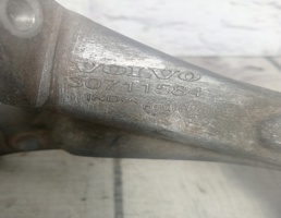 Кронштейн компрессора кондиционера для Volvo XC90 (2002-2015)  запчасти бу